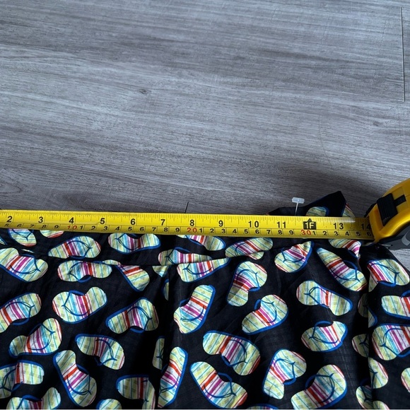 Kling Black Short with Multicolor Pattern size S - Picture 5 of 5